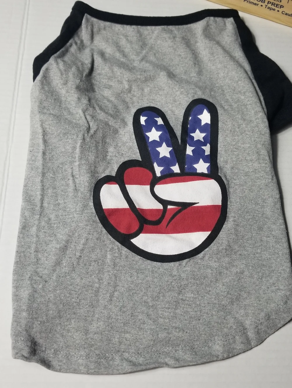 DOG SHIRT WITH PEACH SIGN RED, WHITE, AND BLUE SIZE XL (RUNS SMALLER)